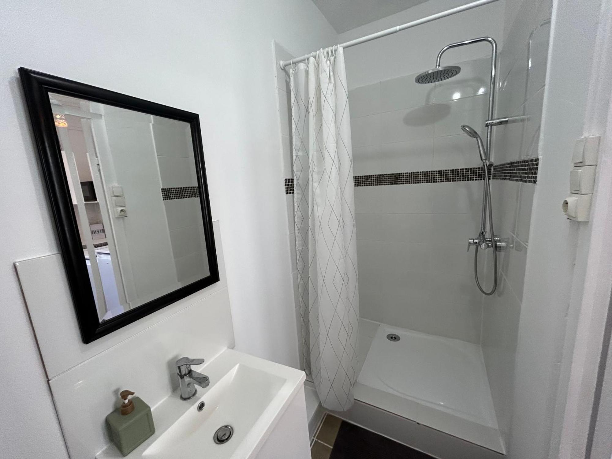 Apartment Cosy Charme Ancien Thizy-les-Bourgs